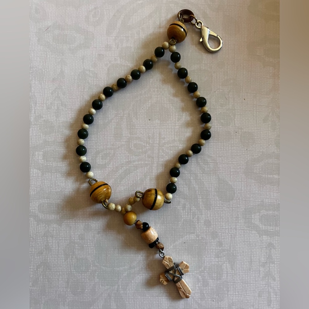 Handmade Hand Held Tan Wood & Green Jade Rosary Beaded Prayer Beads Purse Charm